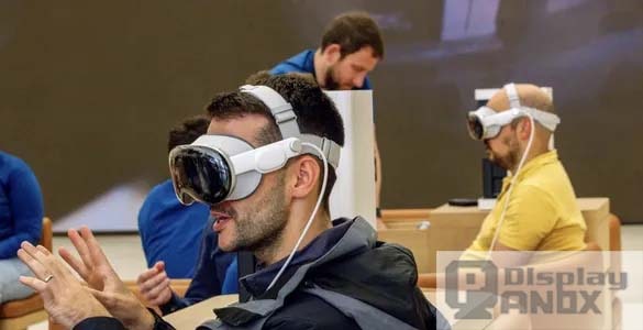 Apple MR headset